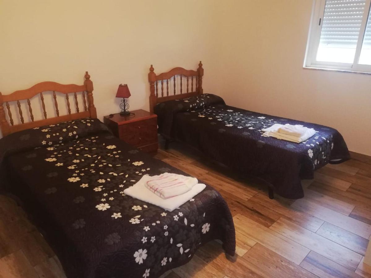 Albergue Santa Ana San Martin del Camino Ngoại thất bức ảnh