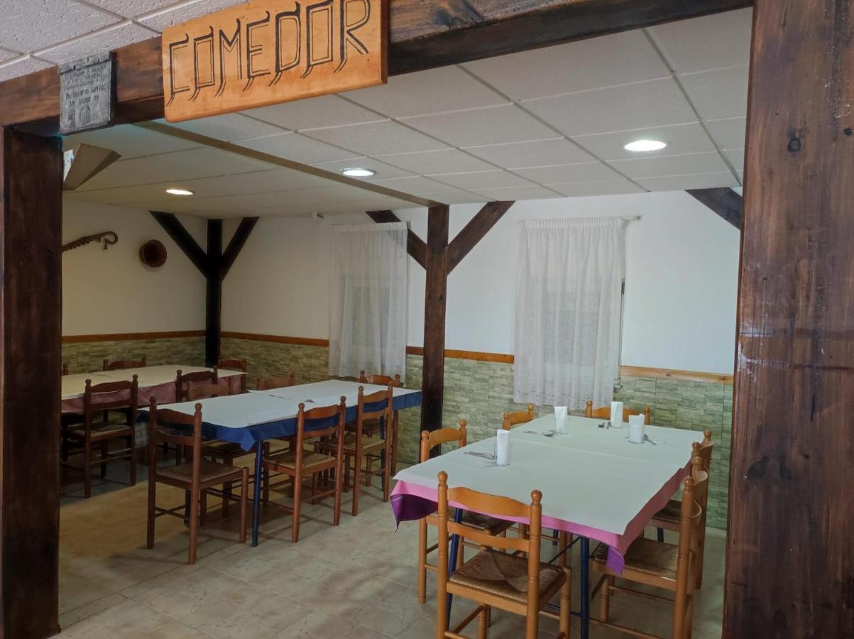 Albergue Santa Ana San Martin del Camino Ngoại thất bức ảnh