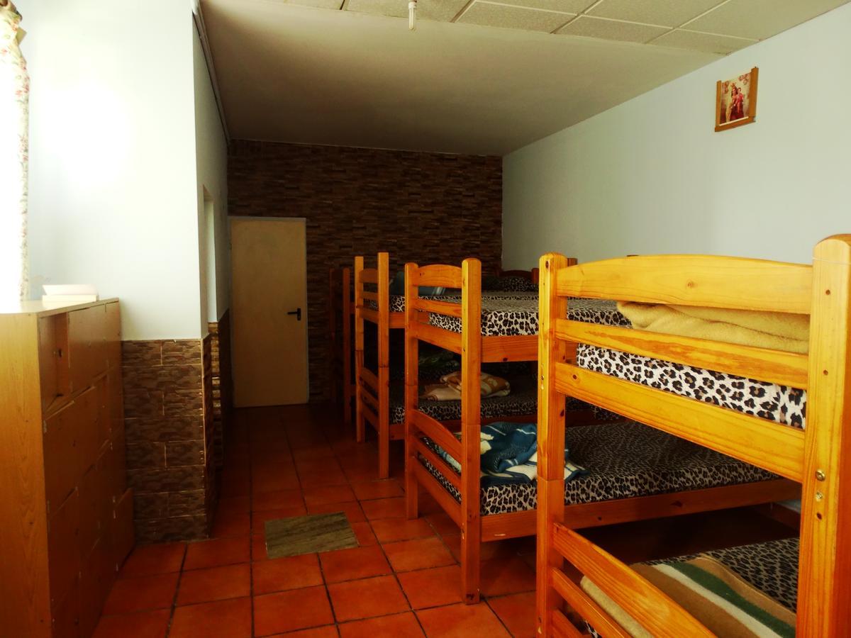 Albergue Santa Ana San Martin del Camino Ngoại thất bức ảnh