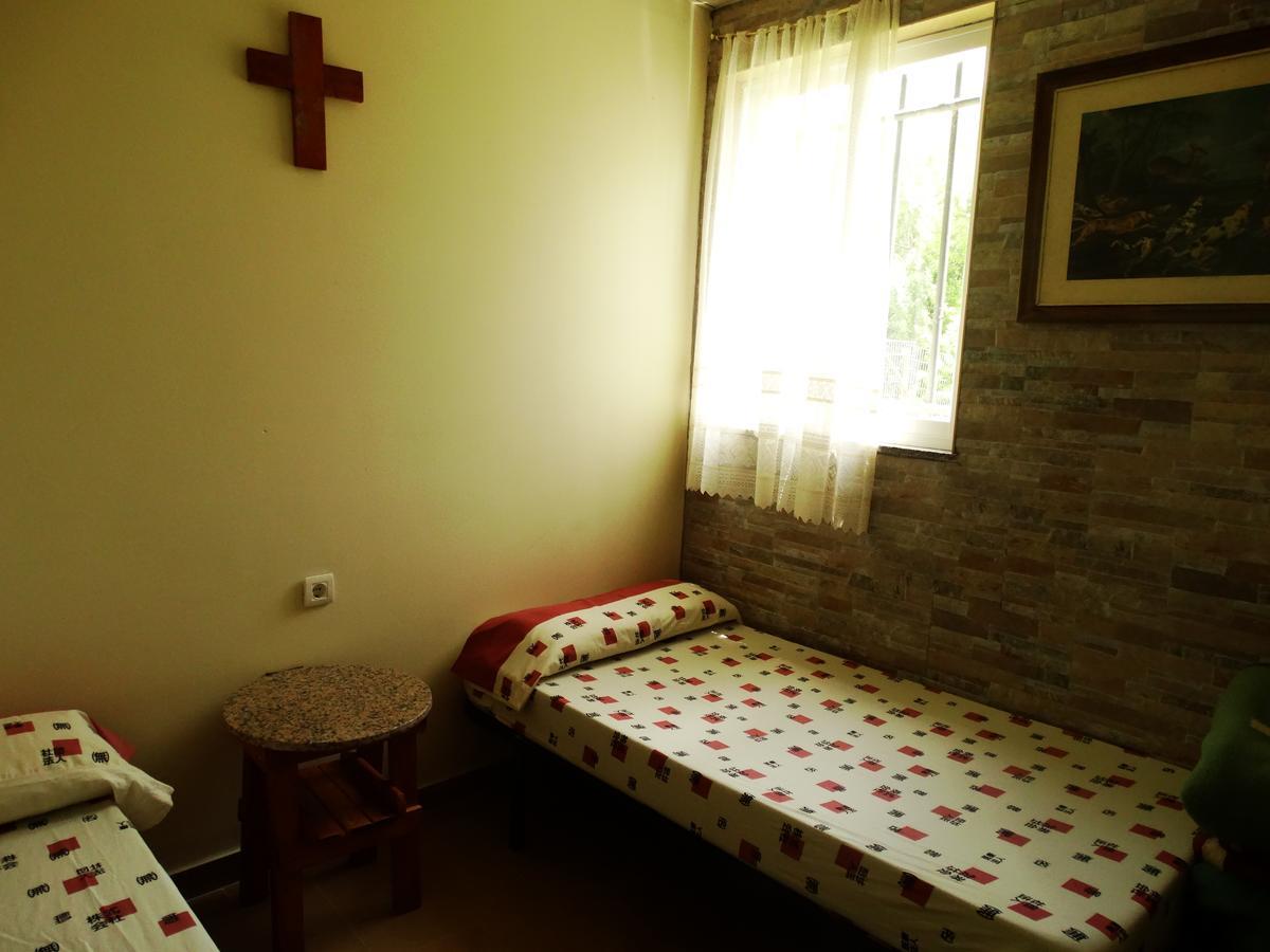 Albergue Santa Ana San Martin del Camino Ngoại thất bức ảnh